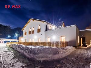 Prodej bytu 2+kk, Svoboda nad Úpou, Nádražní, 54 m2
