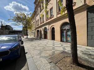 Prodej skladu, Praha - Karlín, Křižíkova, 37 m2