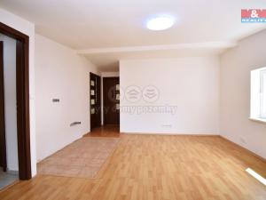Prodej bytu 3+kk, Všetaty, U Parku, 57 m2