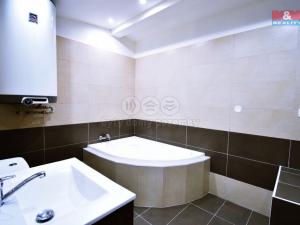 Prodej bytu 3+kk, Všetaty, U Parku, 57 m2