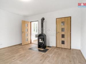 Pronájem bytu 3+1, Snědovice - Sukorady, 70 m2