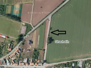 Prodej pozemku pro bydlení, Strachotín, 1749 m2