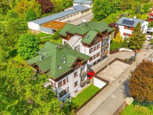 Prodej bytu 2+kk, Mariánské Lázně, Zeyerova, 52 m2