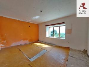 Prodej rodinného domu, Nebužely, 300 m2