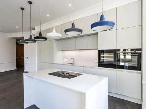 Pronájem bytu 4+kk, Praha - Vinohrady, Laubova, 170 m2