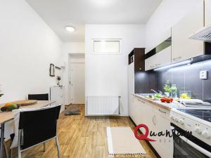 Prodej bytu 1+1, Praha - Vyšehrad, Neklanova, 35 m2
