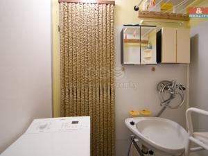 Prodej bytu 2+kk, Vsetín, Jabloňová, 38 m2