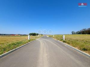 Pronájem komerčního pozemku, Valeč, 938 m2