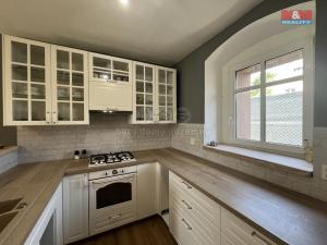 Prodej rodinného domu, Toužim - Kosmová, 250 m2