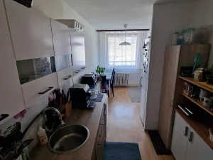 Prodej bytu 4+1, Praha - Černý Most, Smikova, 105 m2