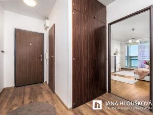 Prodej bytu 3+1, Praha - Chodov, Zdiměřická, 71 m2