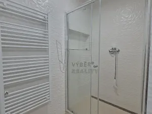 Prodej bytu 2+kk, Praha - Prosek, Prosecká, 42 m2