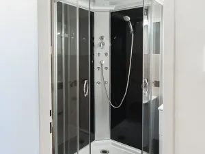 Prodej bytu 2+1, Hradec Králové, Pospíšilova, 69 m2
