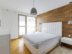 Pronájem bytu 4+kk, Praha - Žižkov, Jeseniova, 116 m2