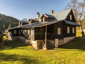Prodej rodinného domu, Velké Karlovice, 170 m2