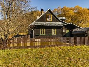 Prodej rodinného domu, Velké Karlovice, 170 m2