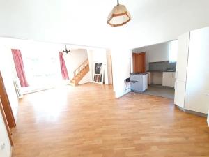 Pronájem rodinného domu, Praha - Záběhlice, Severní II, 200 m2