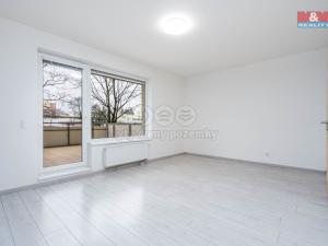 Pronájem bytu 1+kk, Praha - Horní Měcholupy, Hornoměcholupská, 32 m2