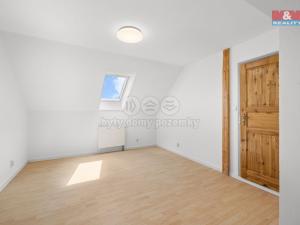 Prodej rodinného domu, Knovíz, 65 m2