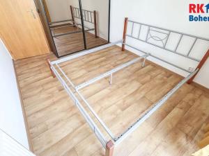 Pronájem bytu 2+kk, Praha - Vysočany, Paříkova, 56 m2