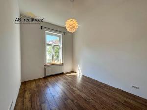 Pronájem bytu 3+1, Teplice, Ruská, 105 m2