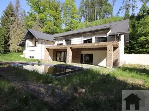 Prodej rodinného domu, Velké Popovice, 424 m2