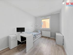 Prodej bytu 3+1, Děčín - Děčín II-Nové Město, Dvořákova, 75 m2