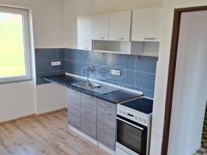 Pronájem bytu 3+1, Lnáře, 75 m2
