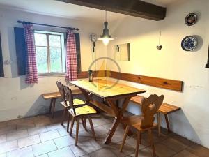 Prodej chalupy, Holenice, 80 m2