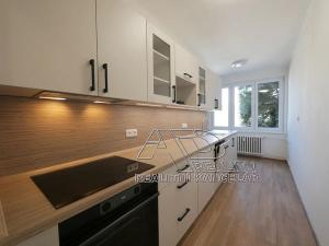 Pronájem bytu 2+1, České Budějovice, Třebízského, 64 m2