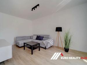Pronájem bytu 1+kk, Zlín, Sadová, 46 m2
