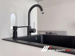 Pronájem bytu 1+kk, Zlín, Sadová, 46 m2