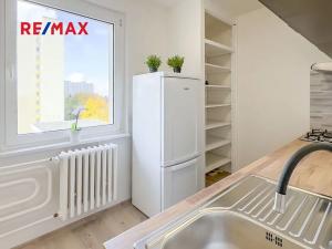 Pronájem bytu 4+1, Praha - Háje, Plickova, 71 m2