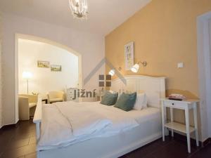 Prodej ubytování, Nové Hrady, 1000 m2