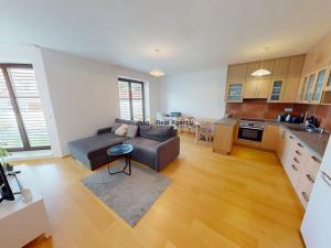Pronájem bytu 2+kk, Praha - Hostivař, Kozinovo náměstí, 59 m2