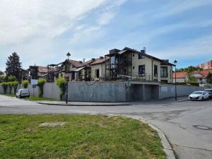 Pronájem bytu 2+kk, Praha - Hostivař, Kozinovo náměstí, 59 m2