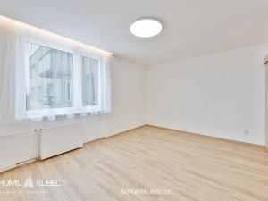 Prodej bytu 3+1, Jindřichův Hradec, sídliště Vajgar, 62 m2