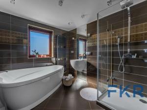 Prodej rodinného domu, Klínec, 180 m2