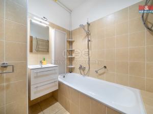 Prodej bytu 2+1, Zbůch, Náměstí, 53 m2
