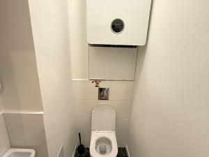Pronájem bytu 2+1, Praha - Holešovice, Letohradská, 80 m2