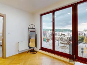 Pronájem bytu 4+kk, Praha - Smíchov, Na Valentince, 132 m2