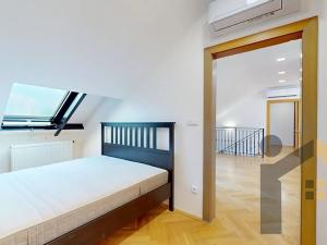 Pronájem bytu 4+kk, Praha - Smíchov, Na Valentince, 132 m2
