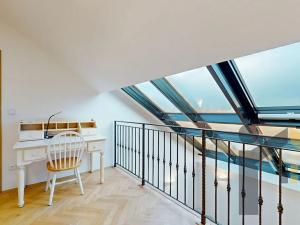 Pronájem bytu 4+kk, Praha - Smíchov, Na Valentince, 132 m2