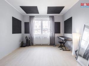 Pronájem bytu 3+kk, Praha - Liboc, Pod cihelnou, 84 m2