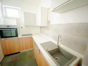 Pronájem bytu 3+1, Praha, Na dlouhém lánu, 60 m2