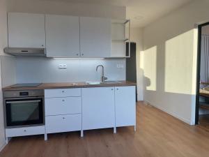 Pronájem bytu 1+1, Nové Strašecí, Křivoklátská, 38 m2