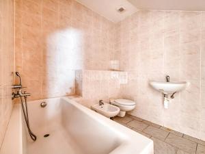 Prodej vícegeneračního domu, Senožaty, 182 m2