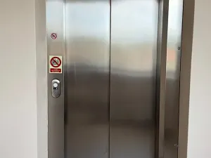 Prodej bytu 2+kk, Černošice, Slunečná, 54 m2
