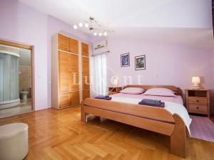 Prodej vily, Makarska, Chorvatsko, 350 m2