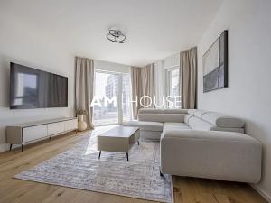 Pronájem bytu 3+kk, Praha, Ramonova, 83 m2